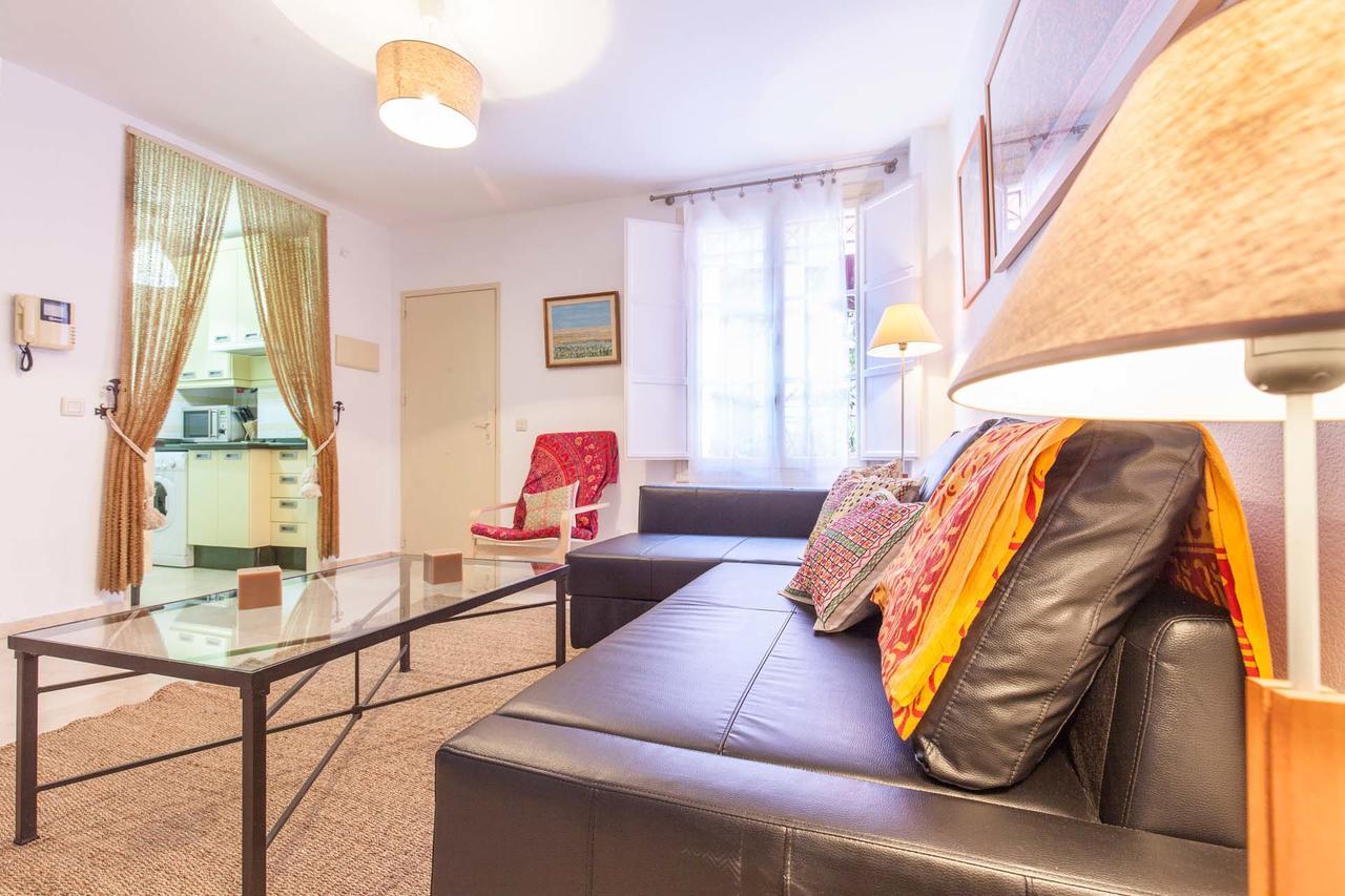 Duplex Santa Cruz Apartment Севиля Екстериор снимка