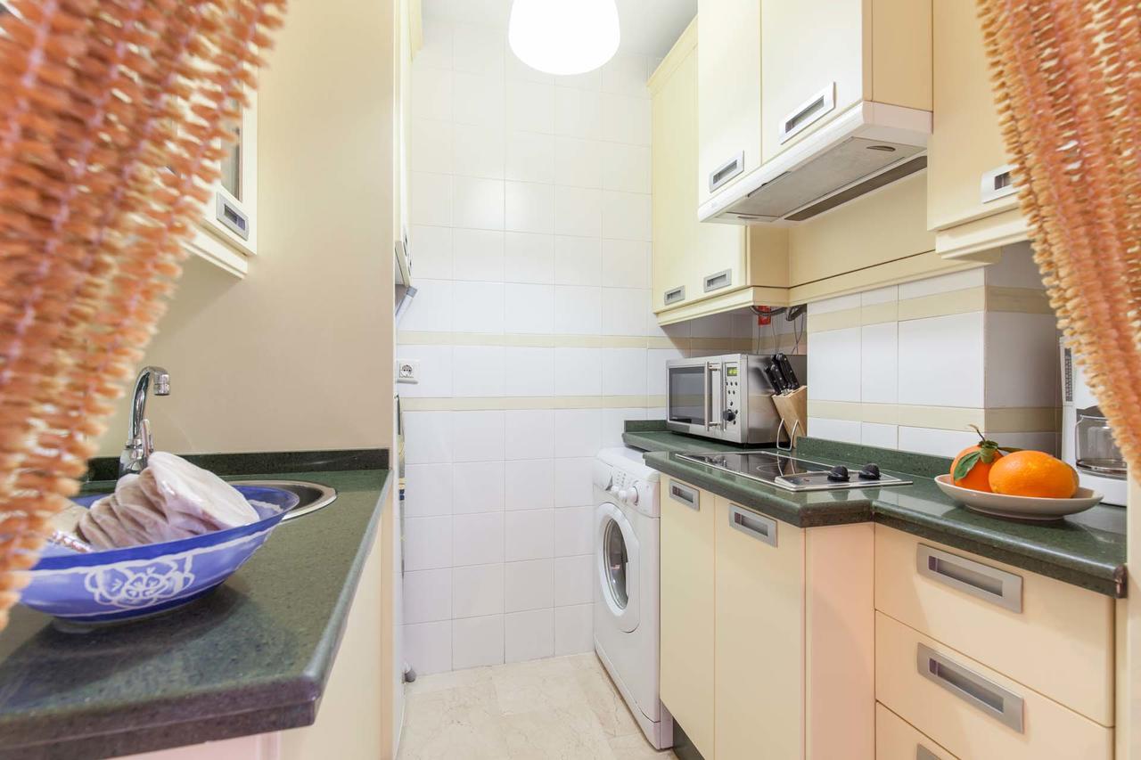 Duplex Santa Cruz Apartment Севиля Екстериор снимка